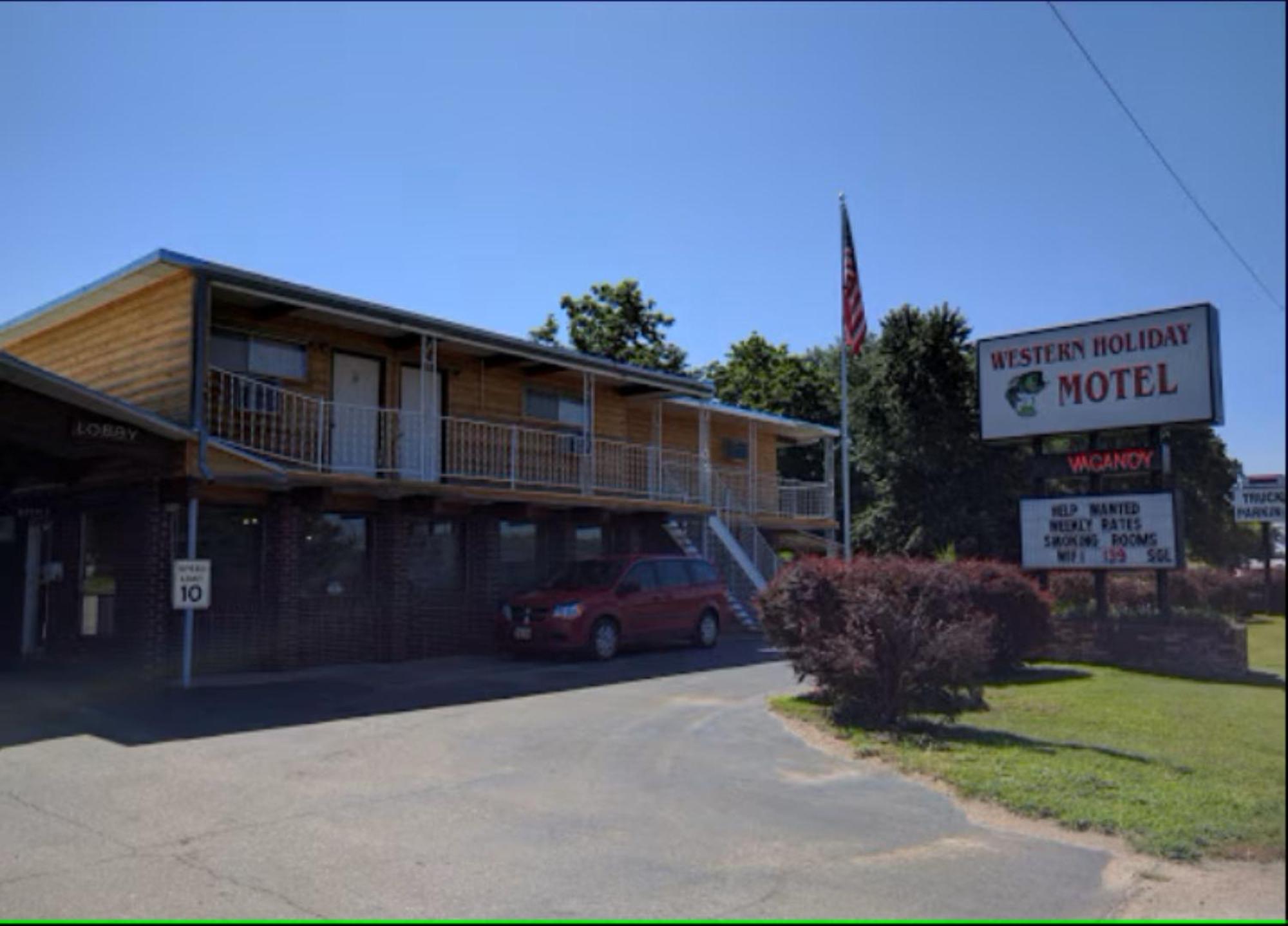 Love Hotels Western Holiday By Oyo At Harlan Lake Ne Alma Zewnętrze zdjęcie